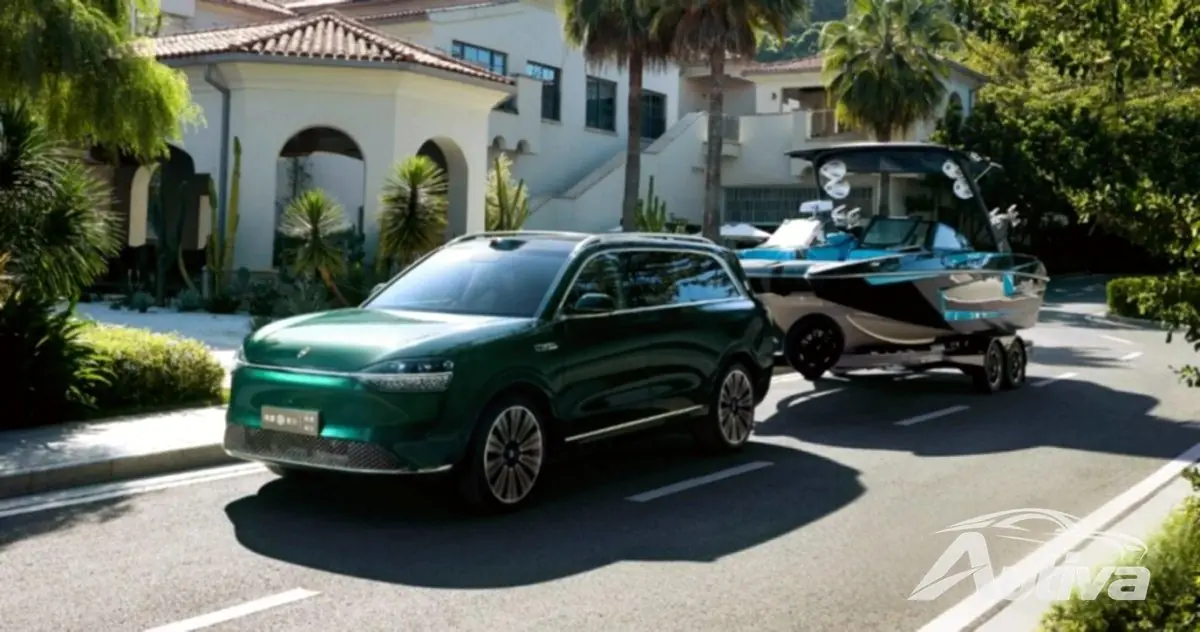 Il SUV Aito M9 di Huawei racchiude più schermi che sedili 19