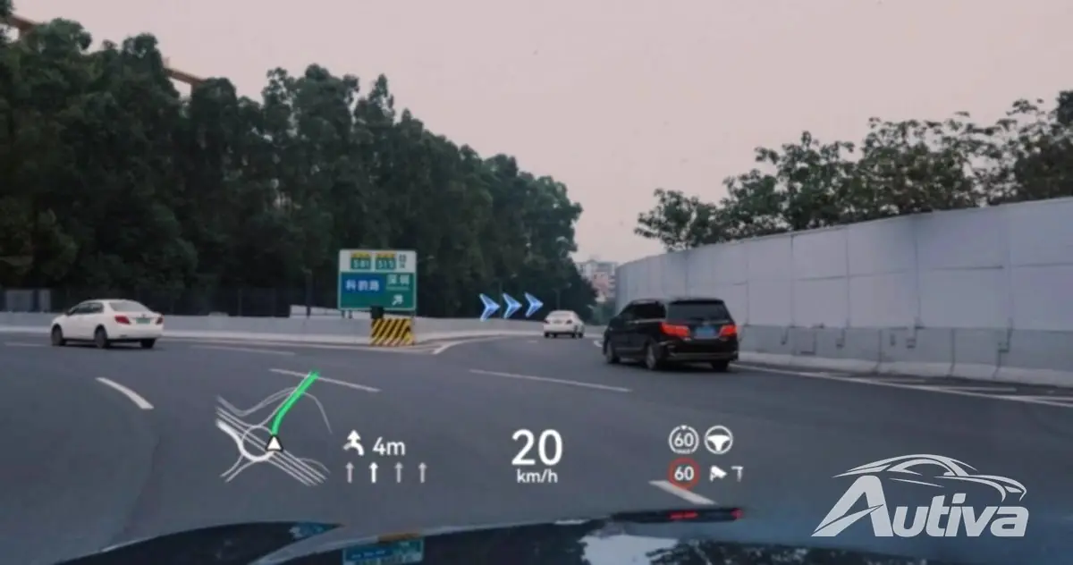 Huaweis Aito M9 SUV pakker flere skjermer enn seter 16