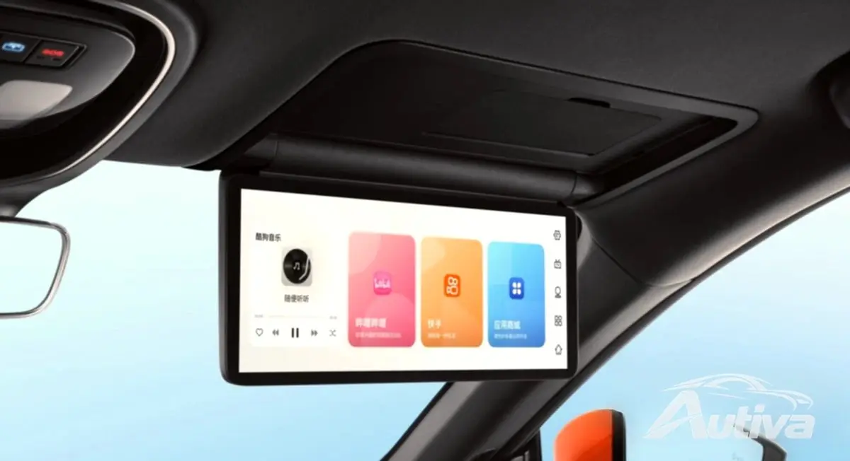 Se presenta el interior del Shenlan S7, propiedad de Huawei, que muestra un sistema HUD holográfico 5