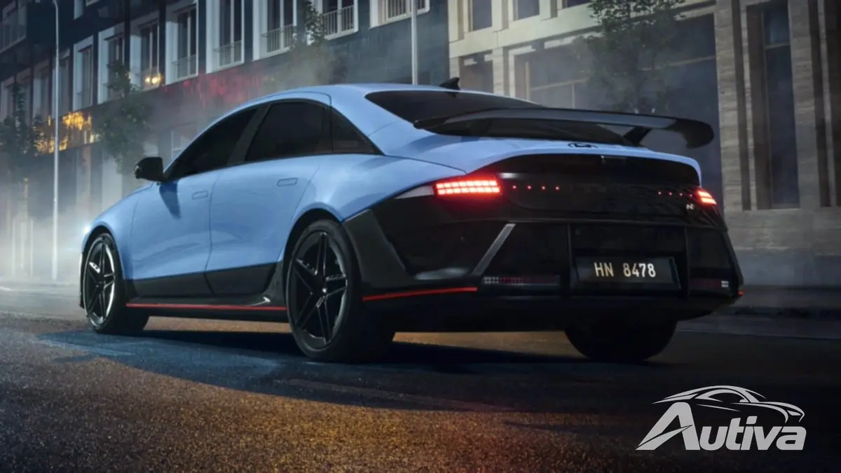 Hyundai Ioniq 6 N एक आकर्षक सेडान को 641-HP ब्रूज़र में बदल देता है Hyundai Ioniq 6 N एक आकर्षक सेडान को 641-HP ब्रूज़र में बदल देता है