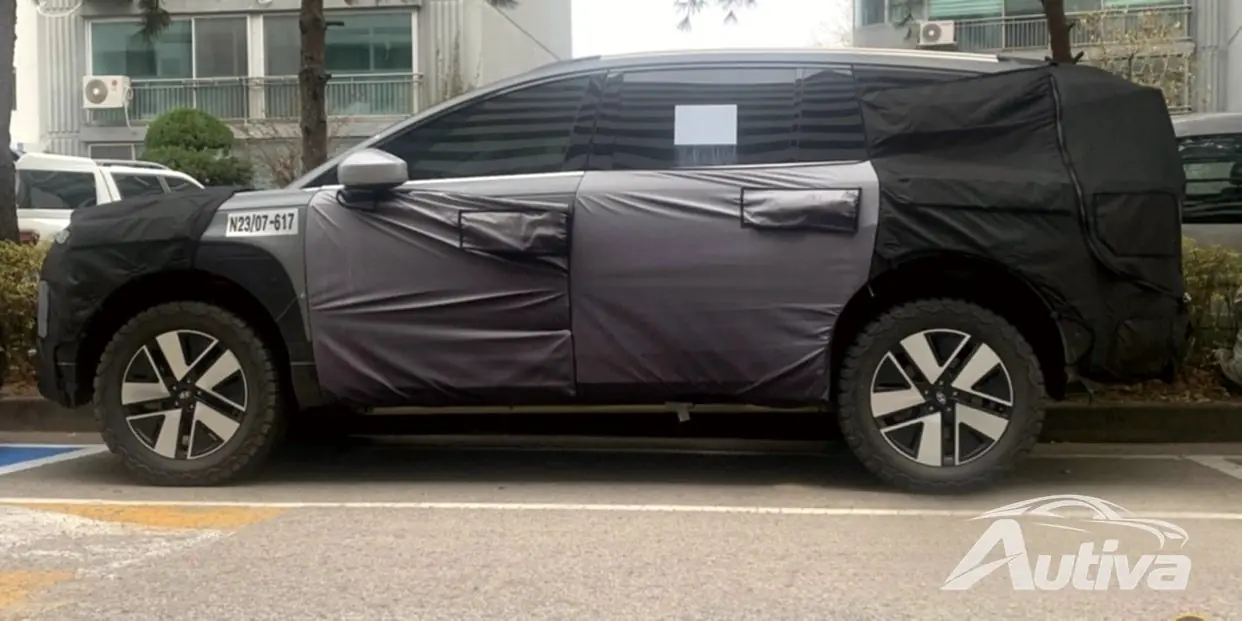 ヒュンダイ Ioniq9 が XRT トリムをデビューさせ、オフロード性能を追加