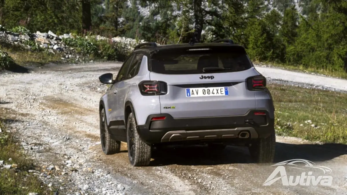 Jeep Avenger 2025 otrzymuje nowe wykończenia, ChatGPT i nowy model 4xe