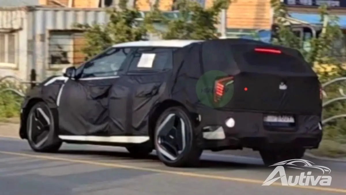 La Kia EV4 à hayon espionnée en Corée La Kia EV4 à hayon espionnée en Corée