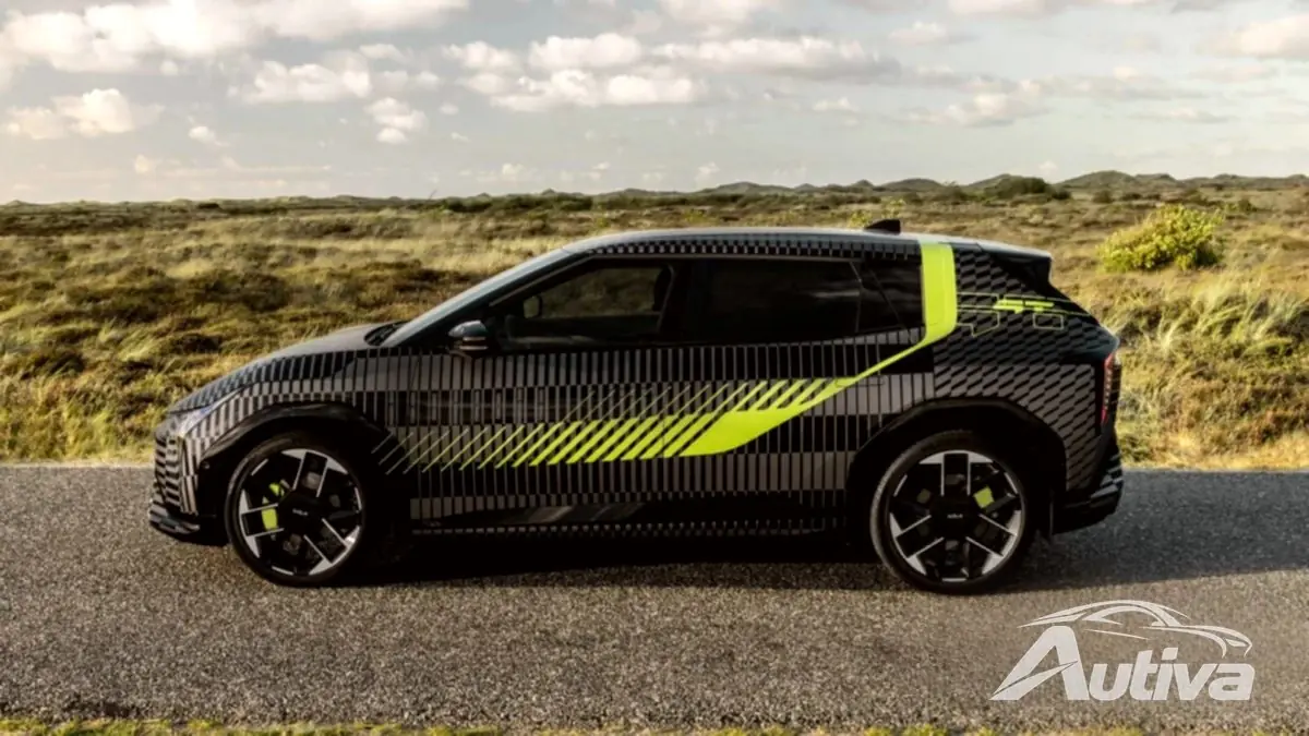 Kia はよりホットな EV4 GT をからかいますが、忍耐が必要です Kia はよりホットな EV4 GT をからかいますが、忍耐が必要です