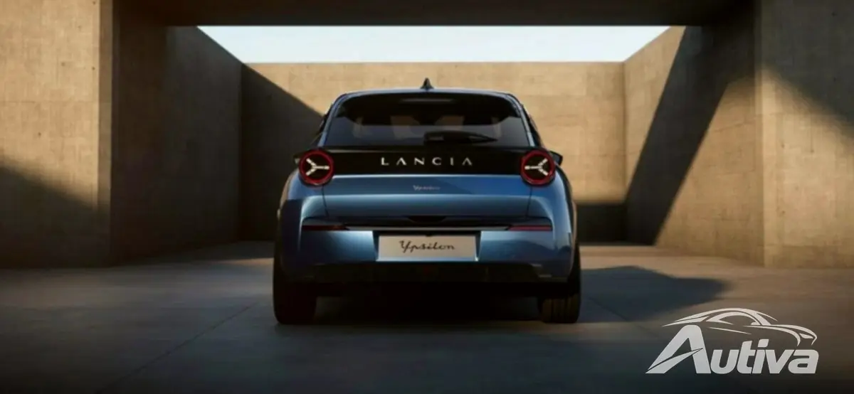 Lancia presenta l'esclusiva Ypsilon Cassina 2024 in edizione limitata 6