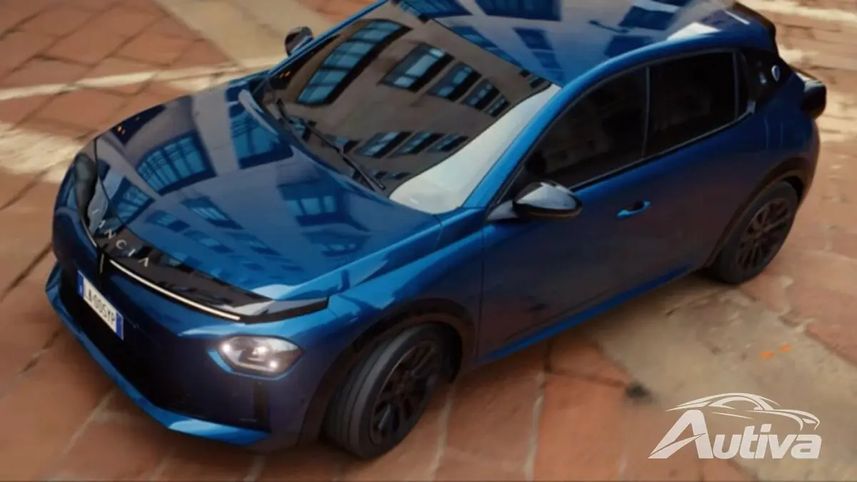 Lancia presenta l'esclusiva Ypsilon Cassina 2024 in edizione limitata 9