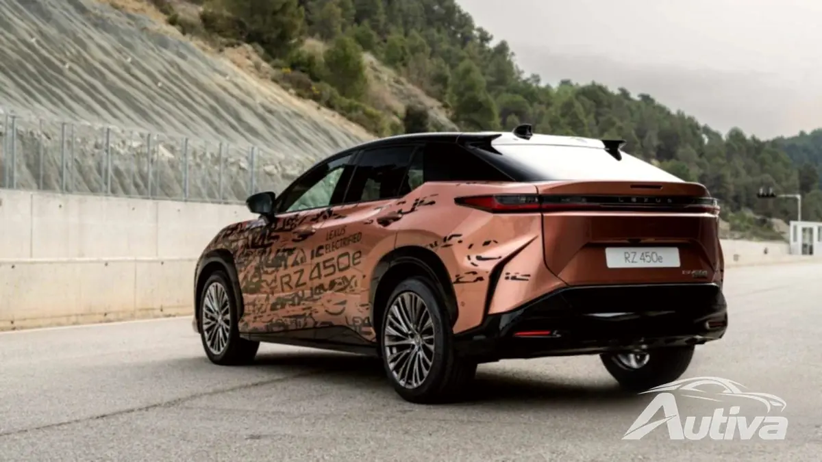 Lexus RZ450e - foto cortesia de Motor1