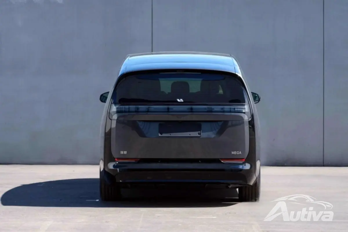 Li Auto отправляется в мир BEV с Mega MPV