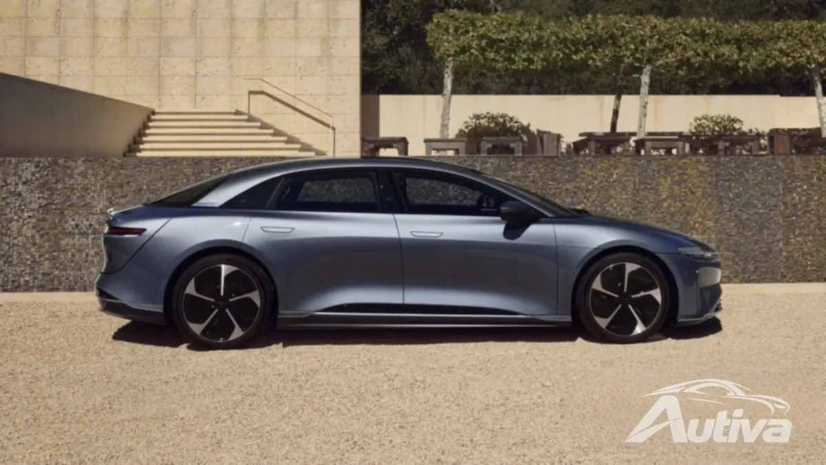 2025년 Lucid Air Pure는 kWh당 5마일을 기록하며 EV 효율성 경쟁을 주도합니다. 2025년 Lucid Air Pure는 kWh당 5마일을 기록하며 EV 효율성 경쟁을 주도합니다.