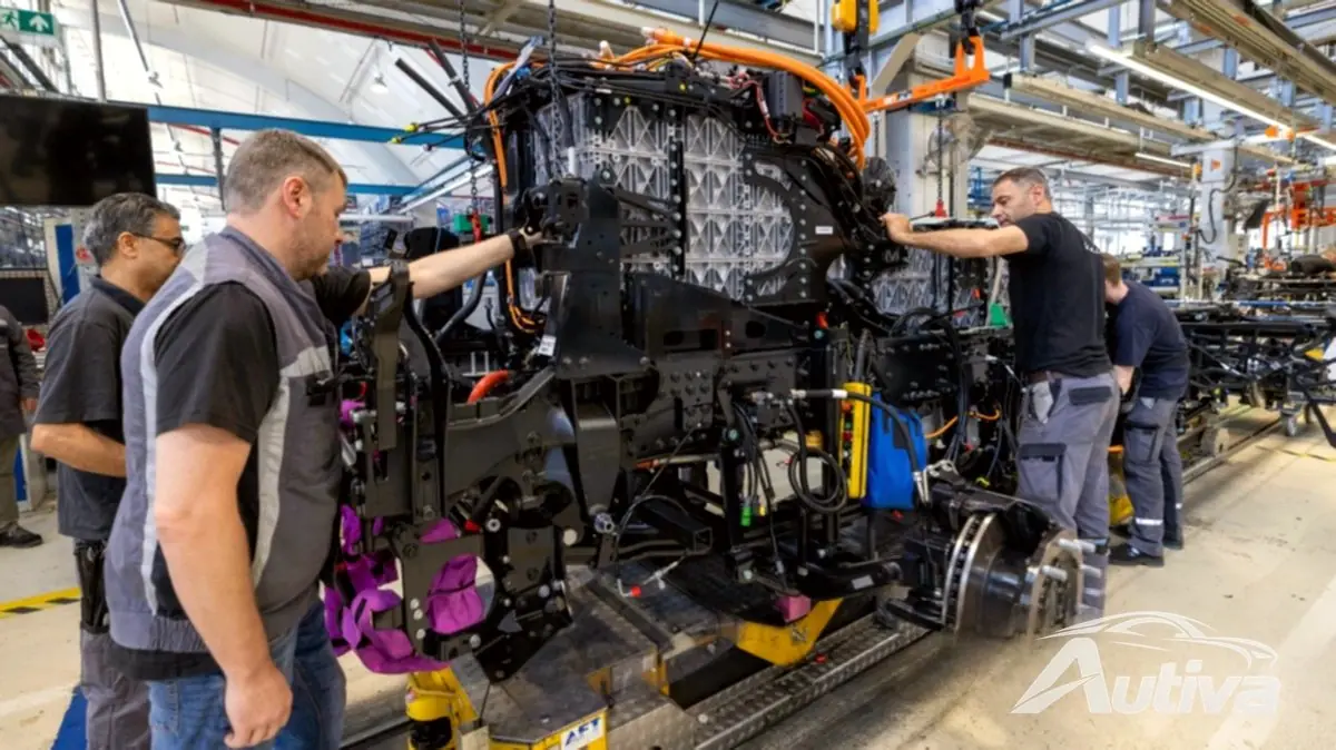 MAN vira o interruptor e começa a construir caminhões elétricos e a diesel em uma única linha MAN vira o interruptor e começa a construir caminhões elétricos e a diesel em uma única linha