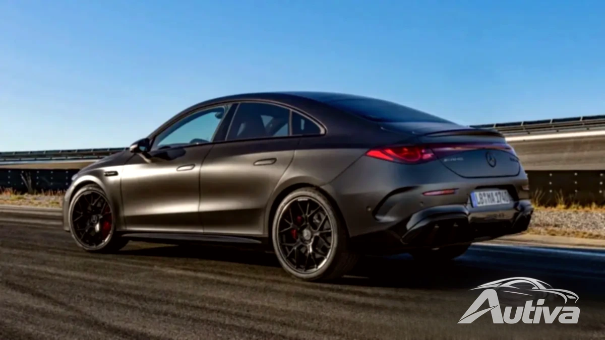 Mercedes-AMG CLA 45 - trois moteurs, 680 CV et faux sons Mercedes-AMG CLA 45 - trois moteurs, 680 CV et faux sons