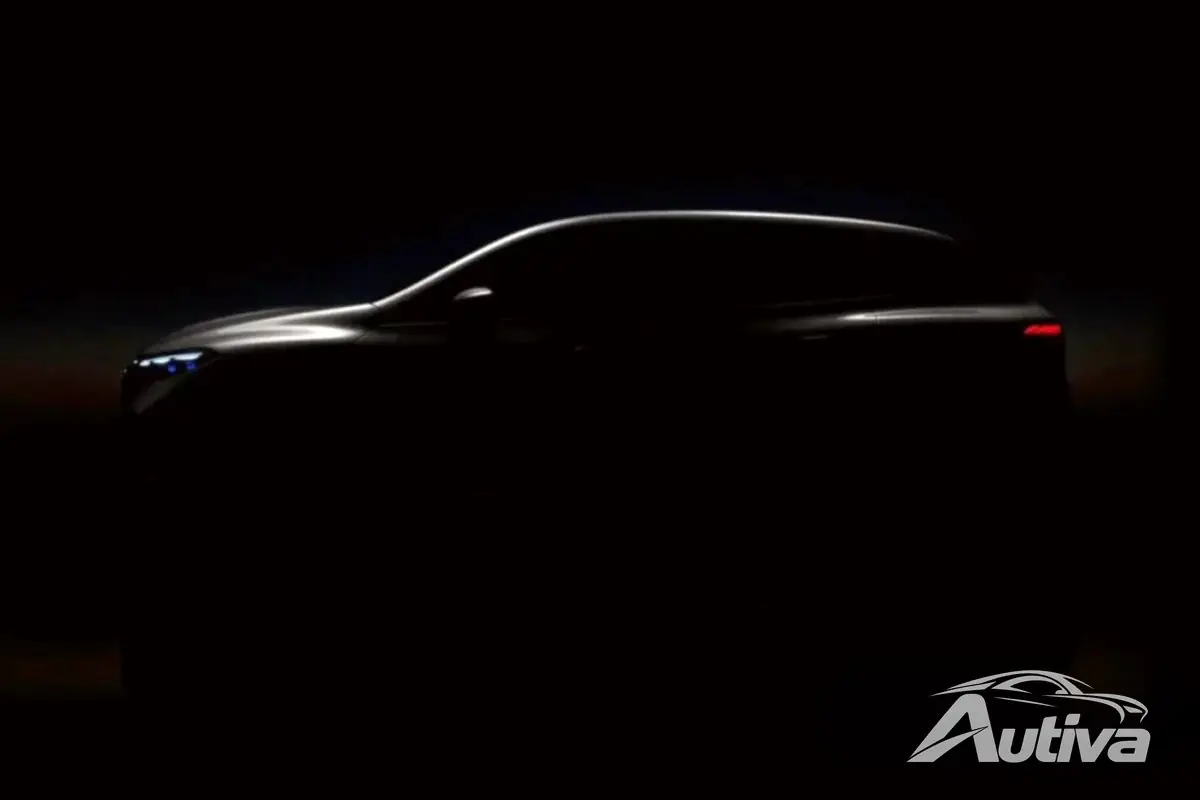 Profilo del SUV Mercedes EQS