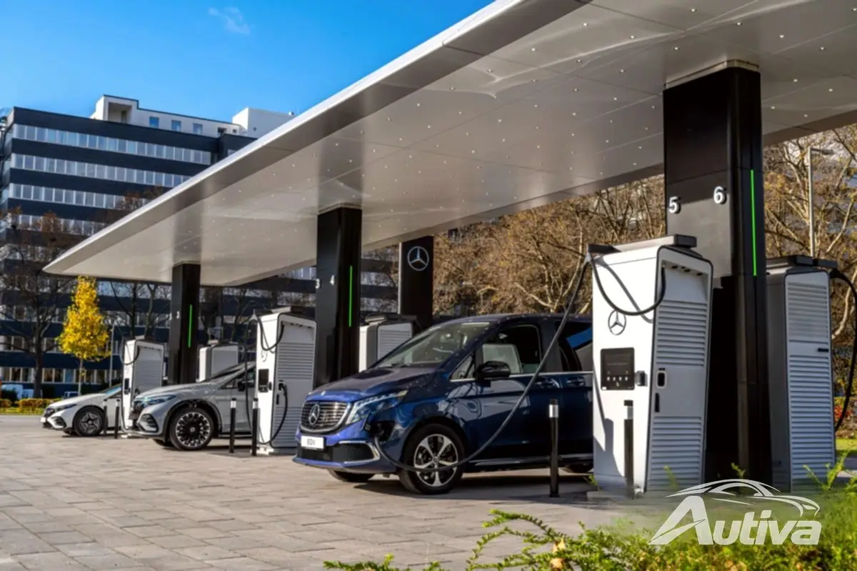 Mercedes eröffnet sein erstes Ladezentrum unter eigener Marke in Europa Mercedes eröffnet sein erstes Ladezentrum unter eigener Marke in Europa