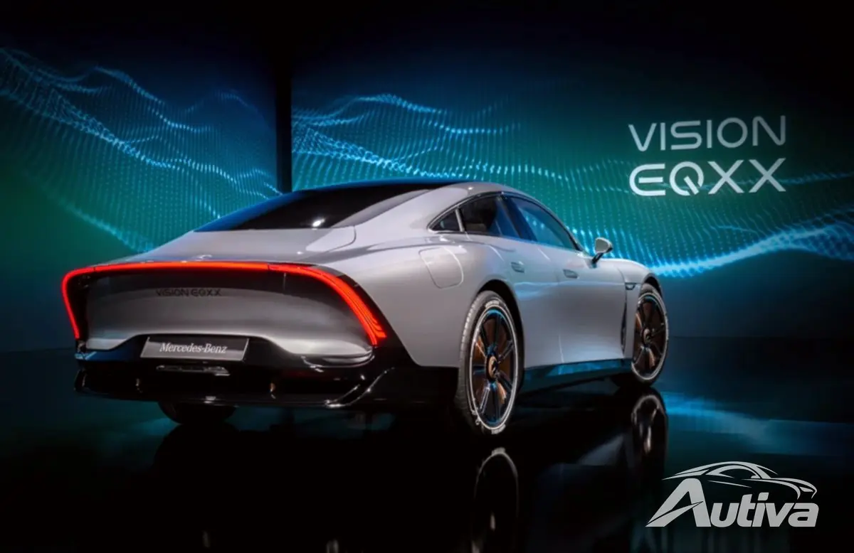 Anche il concept Mercedes Vision EQXX supera la soglia dei 1.000 km Anche il concept Mercedes Vision EQXX supera la soglia dei 1.000 km