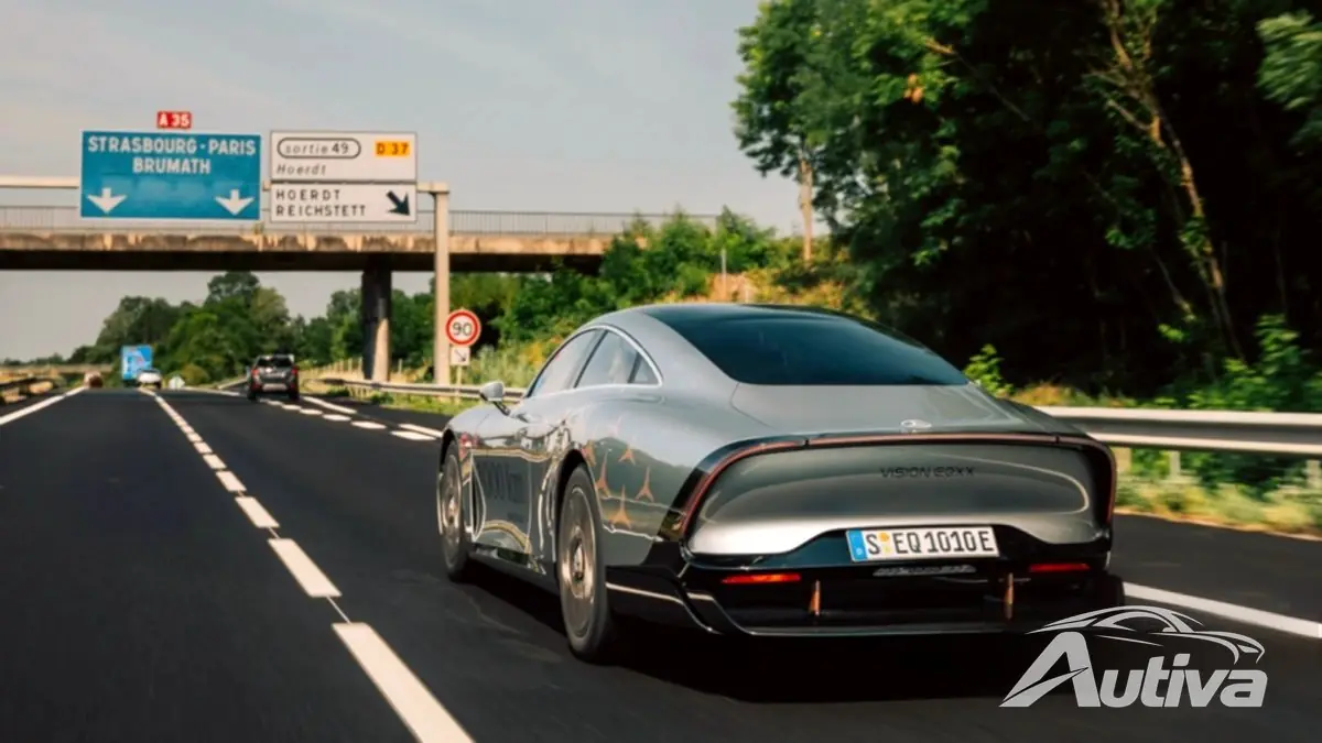 Der Mercedes Vision EQXX bricht seinen eigenen Rekord und legt mit einer Ladung 1.202 km (746 Meilen) zurück Der Mercedes Vision EQXX bricht seinen eigenen Rekord und legt mit einer Ladung 1.202 km (746 Meilen) zurück