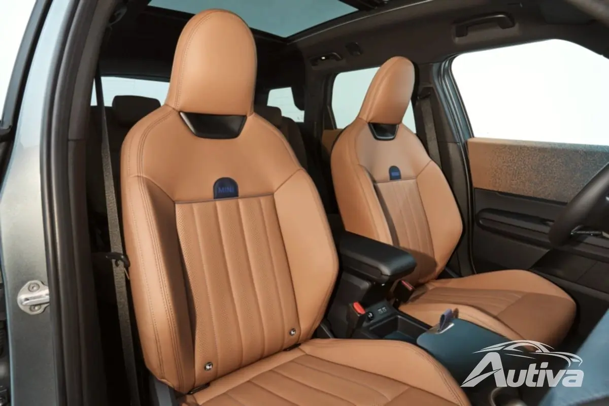 Mini представляет свой совершенно новый дебютный вариант Cooper и Countryman 16