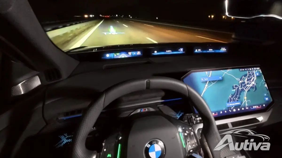 De nieuwe BMW iX3 bij 120 km/u - bron: Car Maniac/YouTube De nieuwe BMW iX3 bij 120 km/u - bron: Car Maniac/YouTube