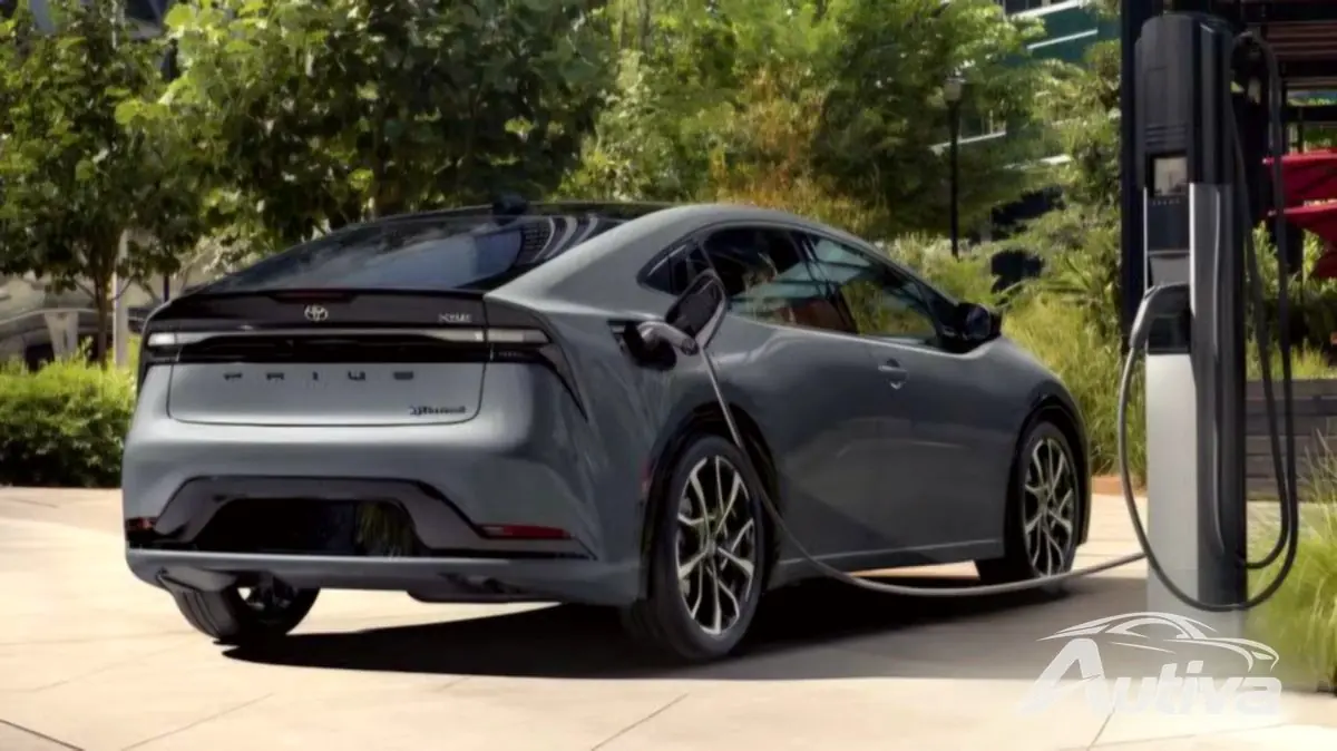 Une étude majeure révèle que les hybrides rechargeables consomment quatre fois plus de carburant que ce qui est annoncé