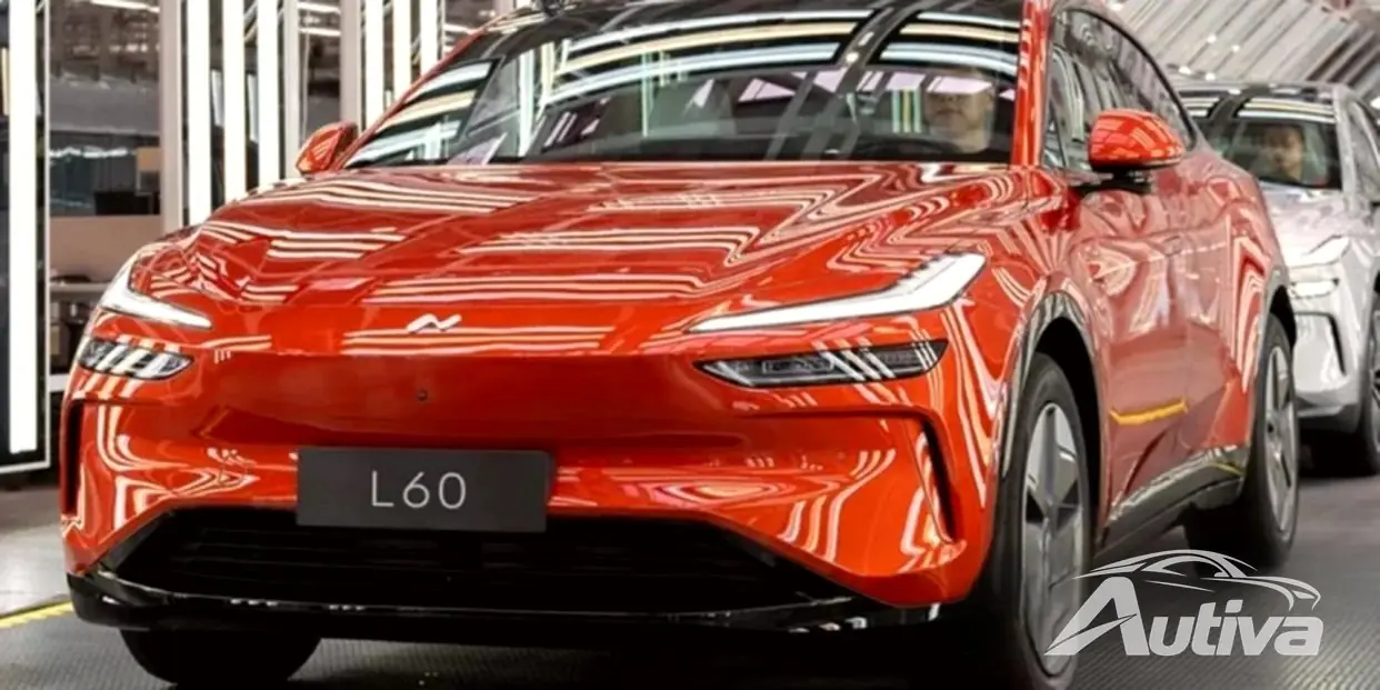 تم الكشف عن التصميم الداخلي لسيارة Nio Onvo L60 التي تخرج من خط الإنتاج