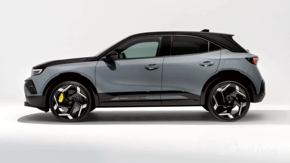 オペル、史上最速のEV「Mokka GSE」を発表 3