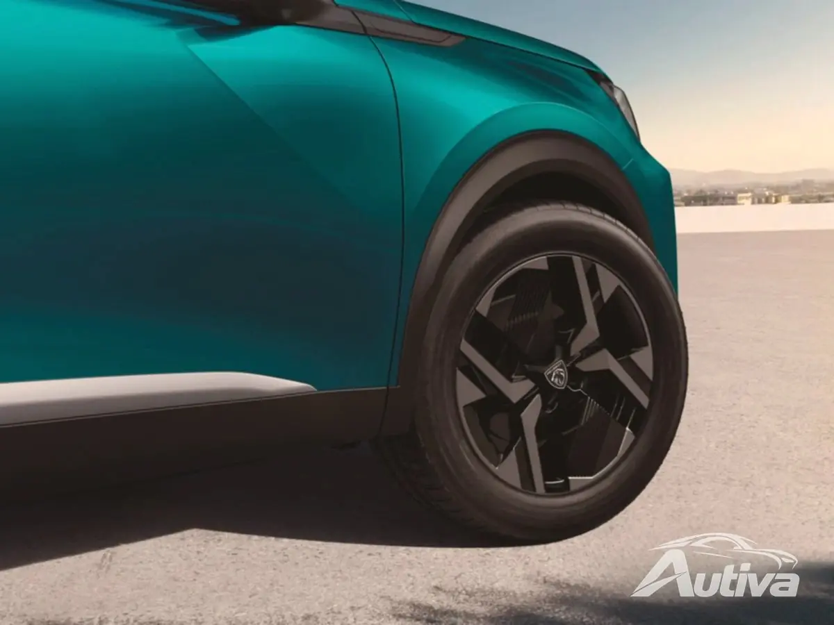 Les Peugeot 208 et éditions ENVY 2008 reçoivent une peinture verte, des sièges GT et de nouveaux prix Les Peugeot 208 et éditions ENVY 2008 reçoivent une peinture verte, des sièges GT et de nouveaux prix