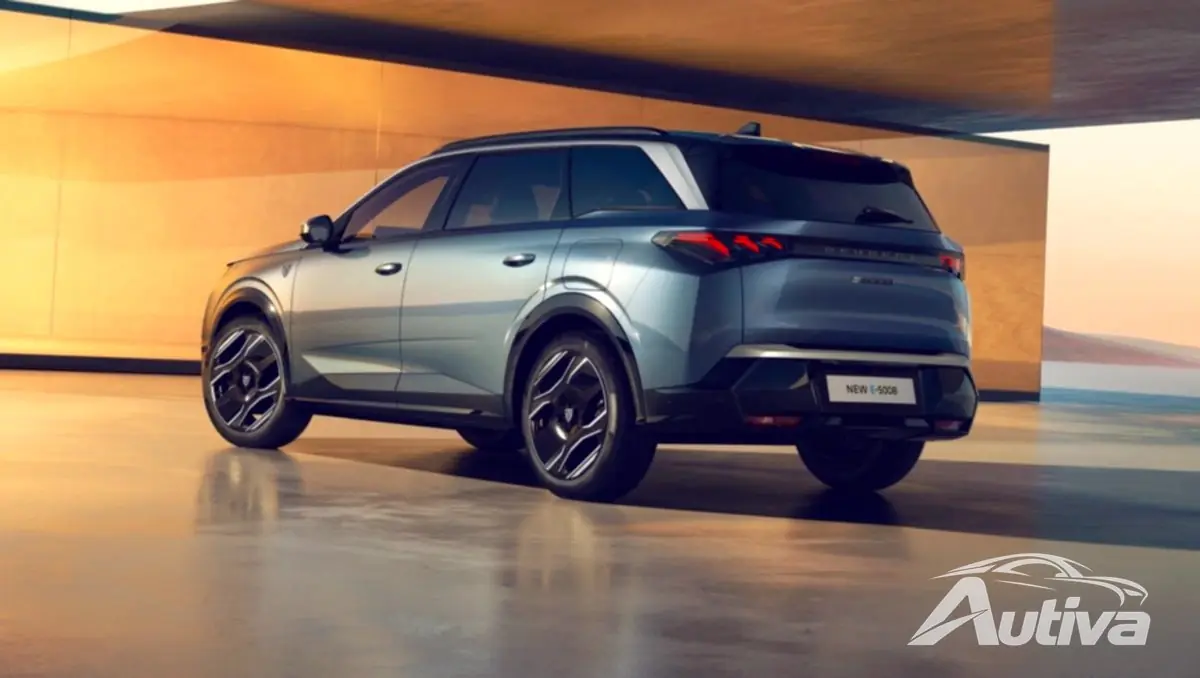 Peugeot, en son elektrikli SUV'u e-5008'i tanıtıyor Peugeot, en son elektrikli SUV'u e-5008'i tanıtıyor