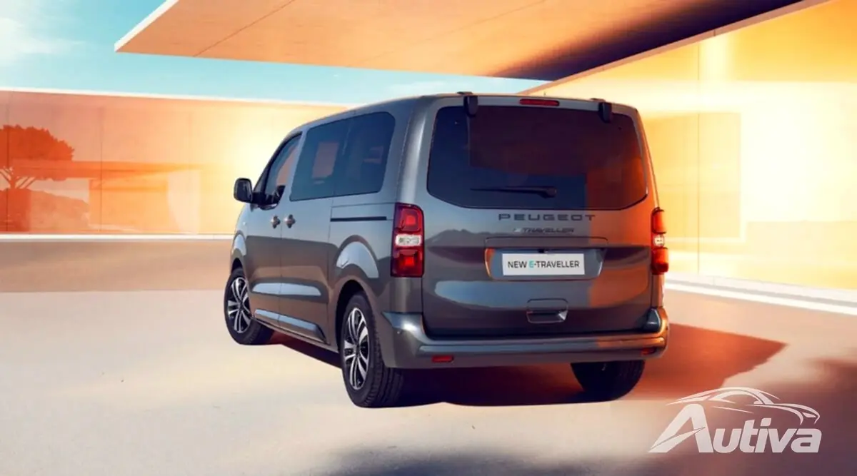 Peugeot E-Traveller promet une nouvelle ère pour le transport électrique professionnel