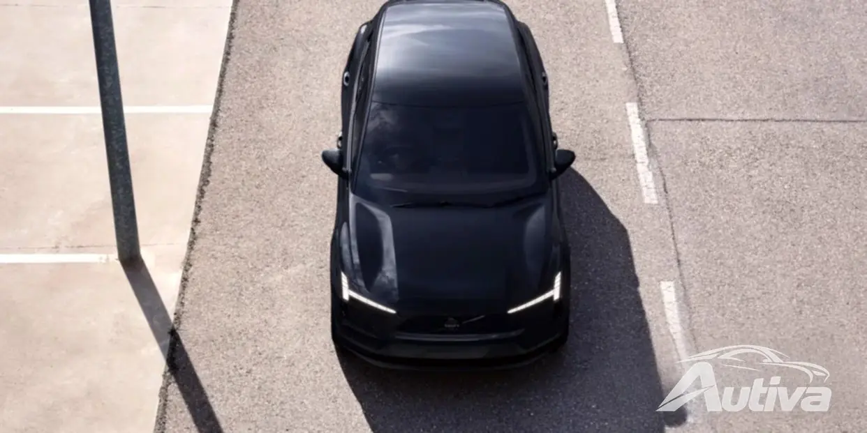 Polestars nye EX30 Black Edition kommer på veier i Storbritannia