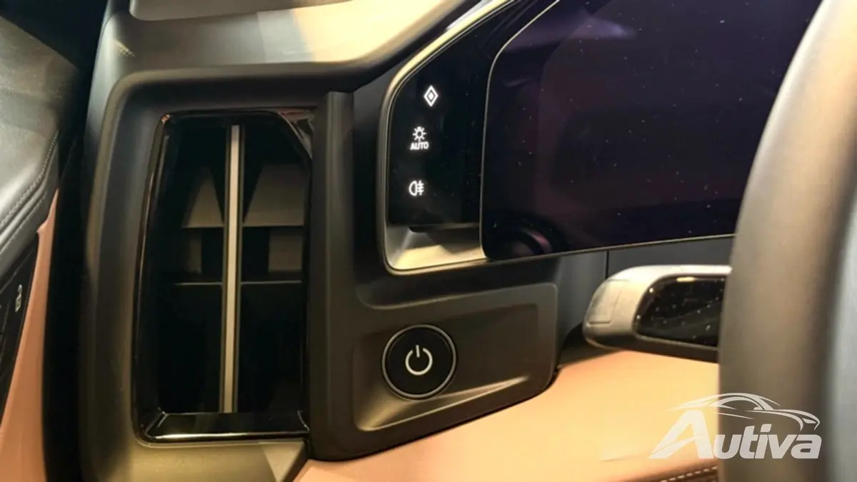 Gauge cluster aksenter i Cayenne Electric