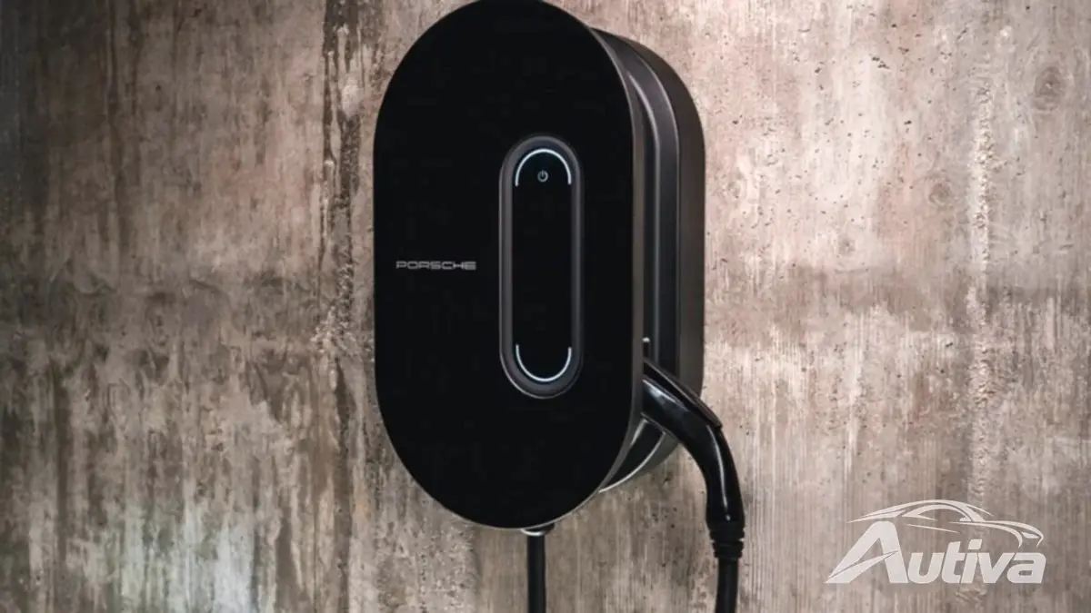 19.2kW 벽면 충전기 연결 19.2kW 벽면 충전기 연결
