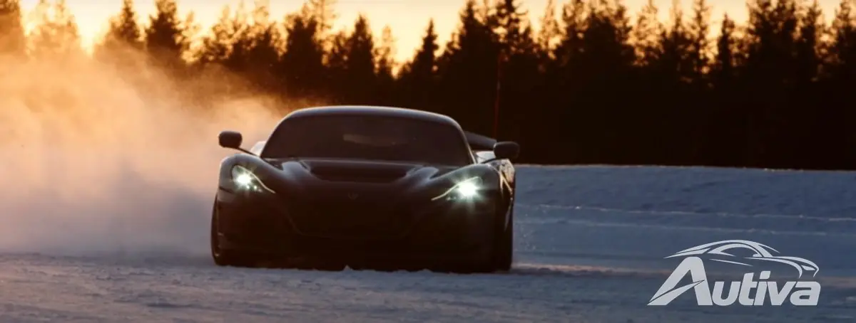 Rimac Nevera förvandlar vilken väg som helst till roligt