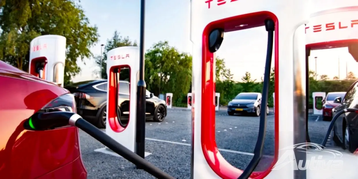 SAE International, Tesla의 NACS 커넥터 표준 설정