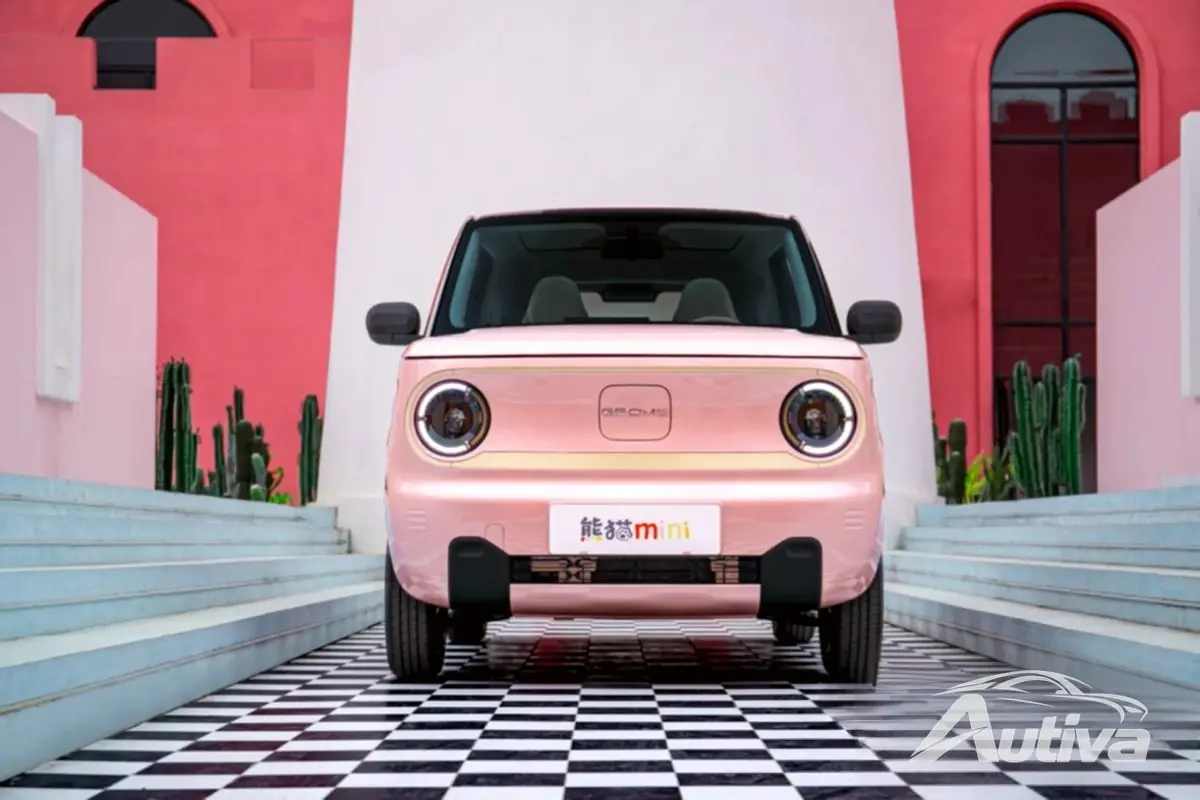 Фотографии интерьера Geely Panda Mini EV теперь доступны вместе с другими характеристиками