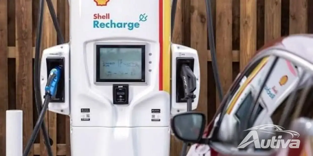 Shell presenta un nuovo fluido di raffreddamento che potrebbe accelerare la ricarica dei veicoli elettrici