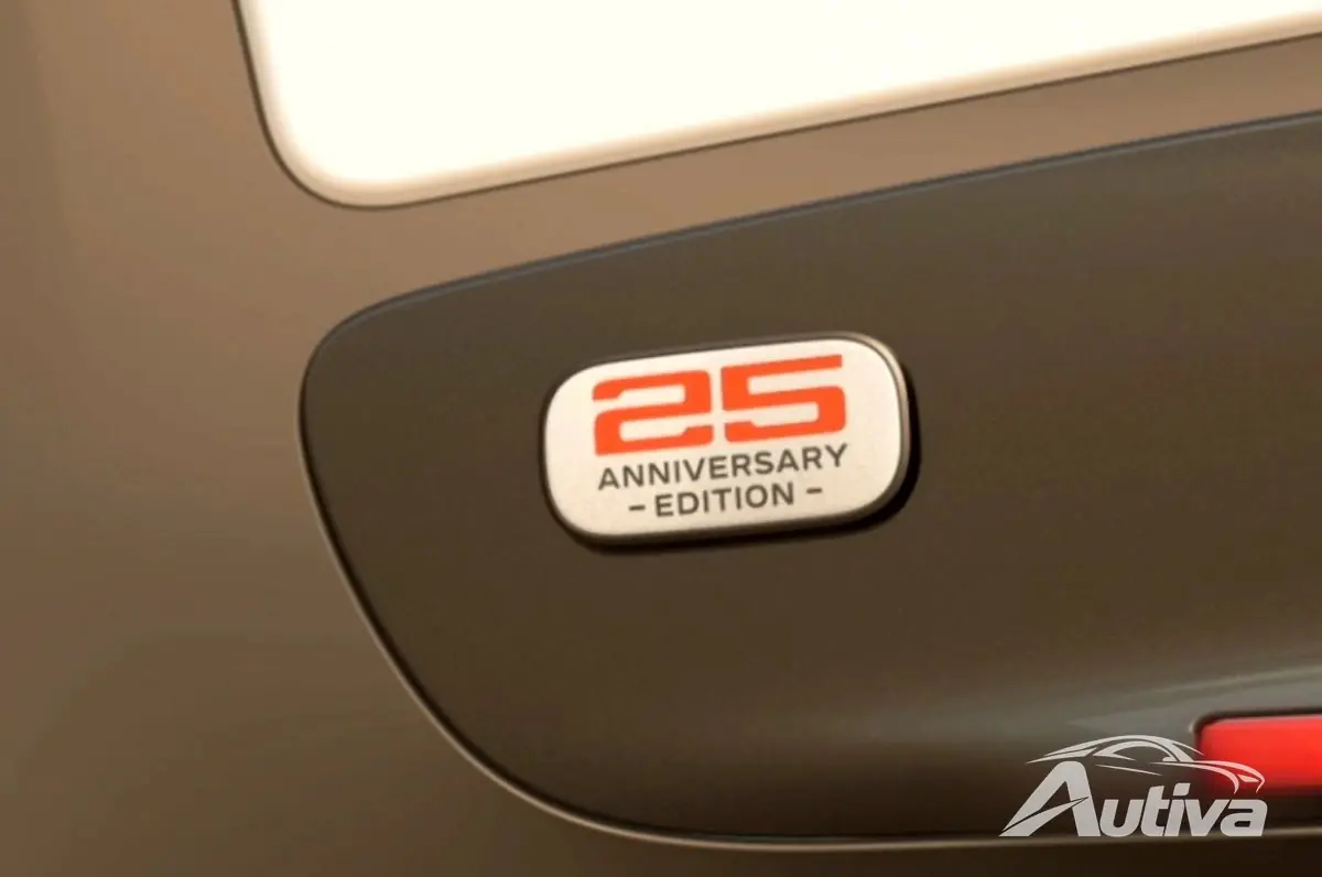 Smart celebra il 25° anniversario con l'esclusiva edizione limitata n. 3 5