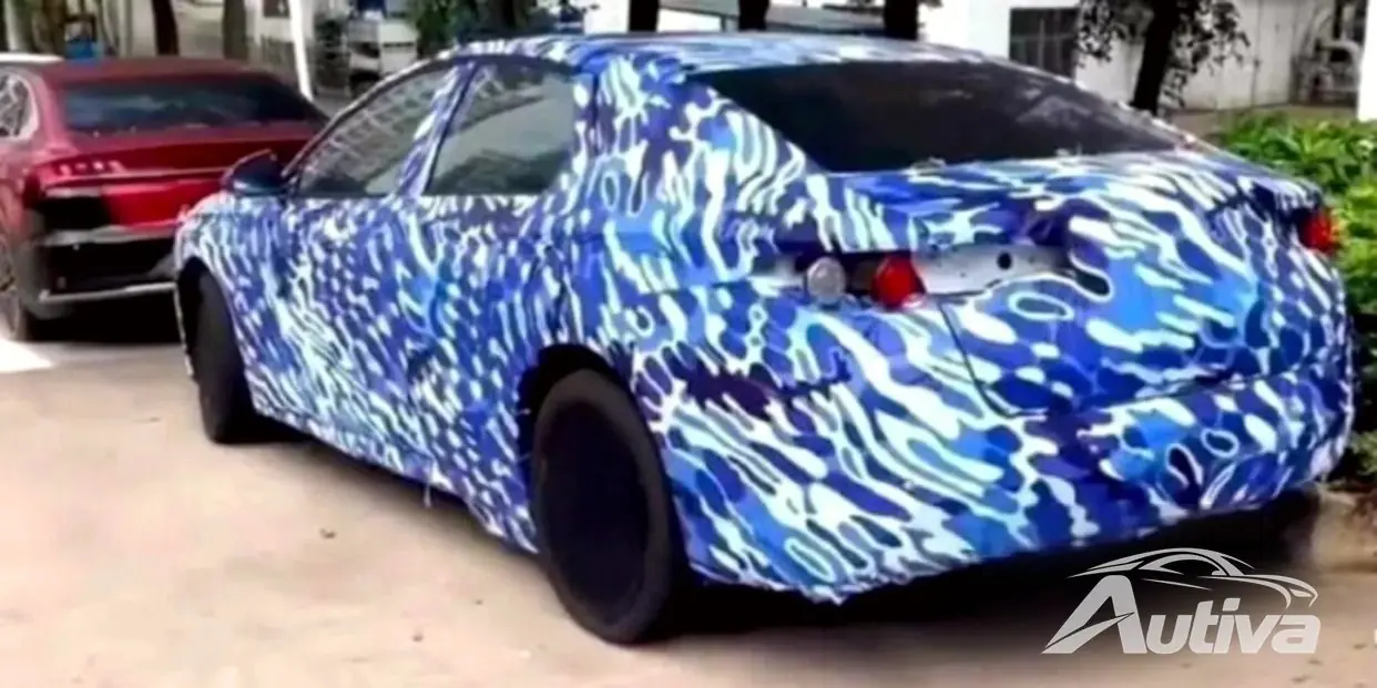 Spied: BYD avduker to nye elektriske sedaner