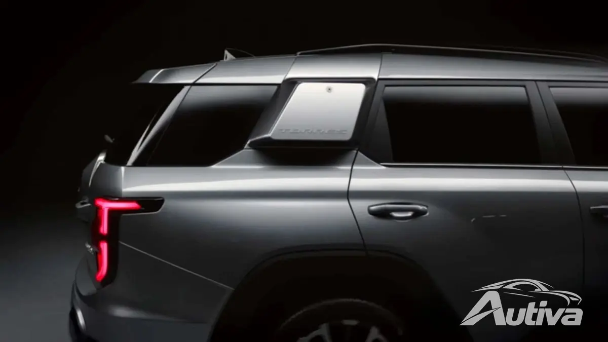 SsangYong известен необычным дизайном — эти отсеки сбоку выглядят как внешний накопитель.