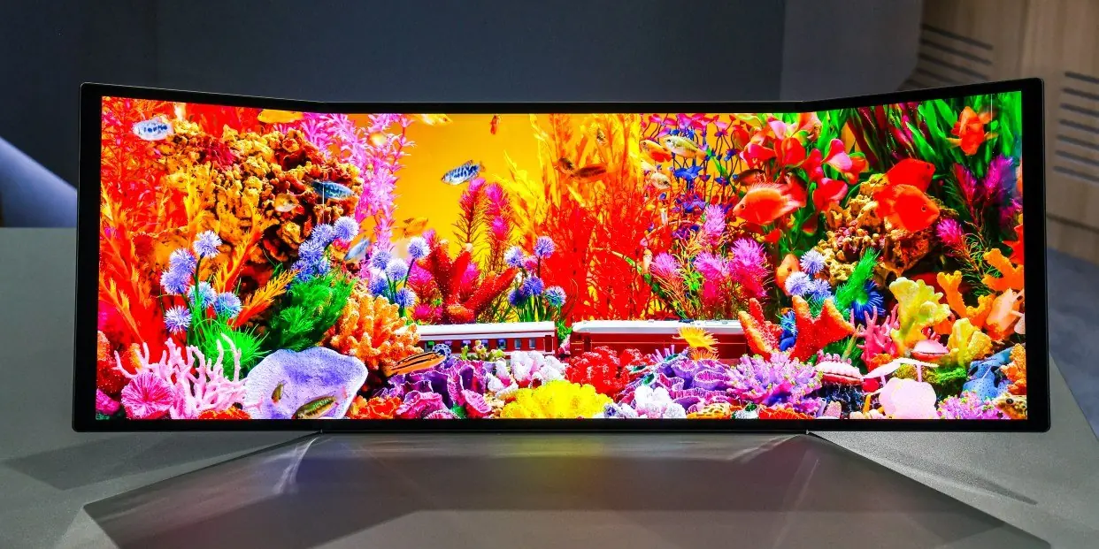 TCL CSOT debuterer neste generasjons skjermer designet for fremtidige elektriske kjøretøy