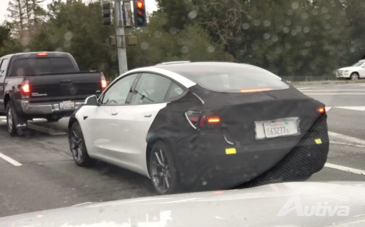 Tesla 내부자가 Model 3 Project Highland의 세부 정보를 공유합니다. Tesla 내부자가 Model 3 Project Highland의 세부 정보를 공유합니다.