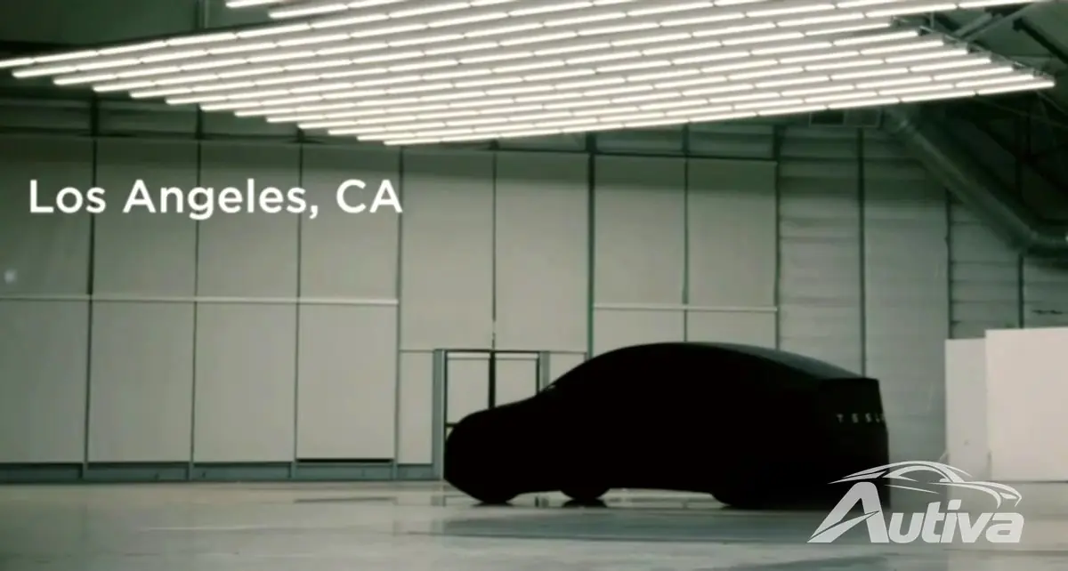 Tesla Model 2: 실제 프로토타입인가 아니면 정교한 장난인가? 4