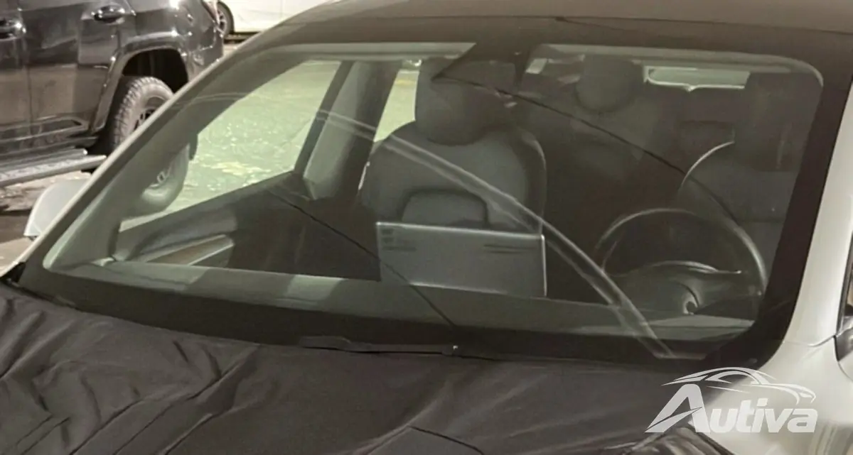 La nuova Tesla Model 3 avvistata a Santa Cruz, in California La nuova Tesla Model 3 avvistata a Santa Cruz, in California
