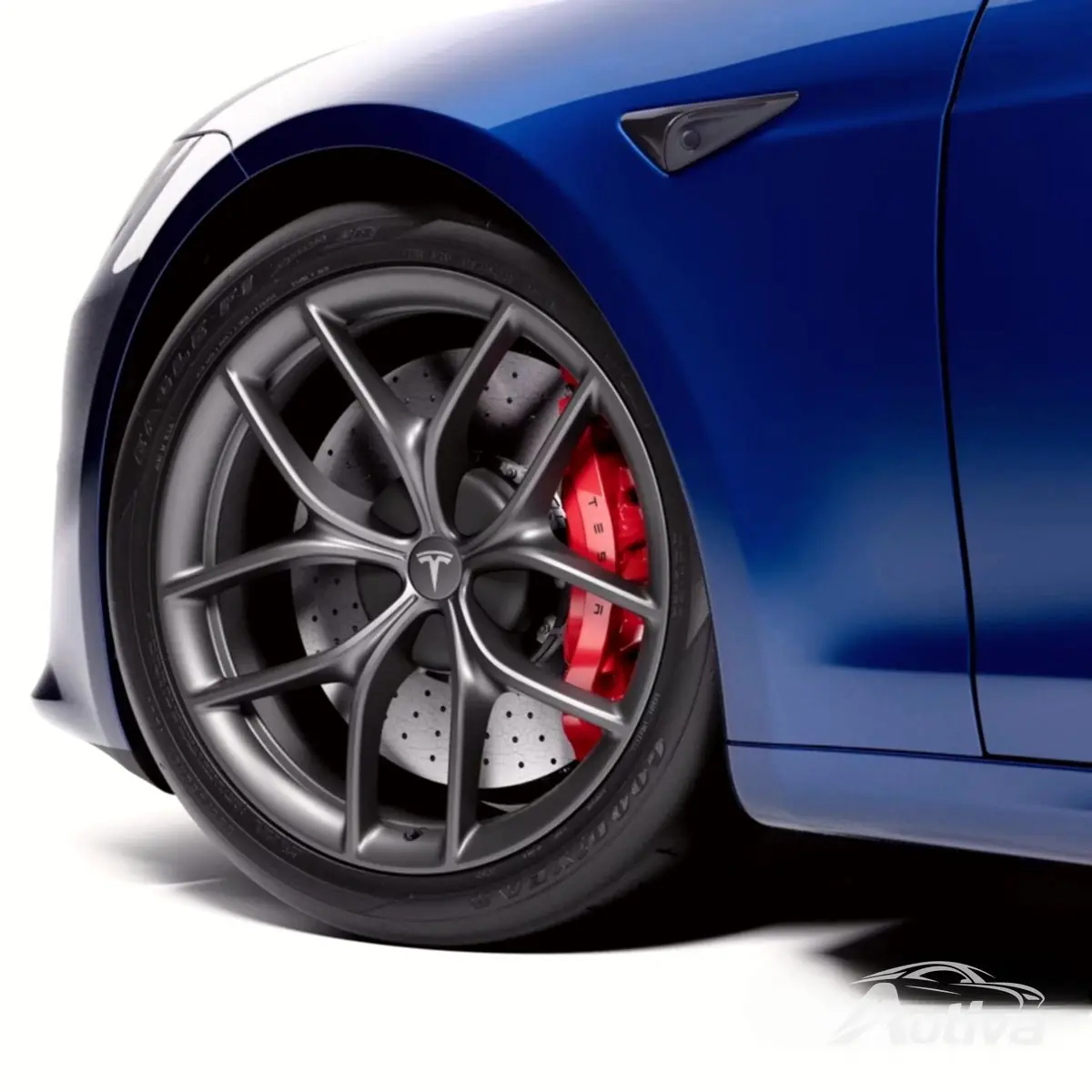 Tesla Model S kendi Nürburgring rekorunu kırdı Tesla Model S kendi Nürburgring rekorunu kırdı