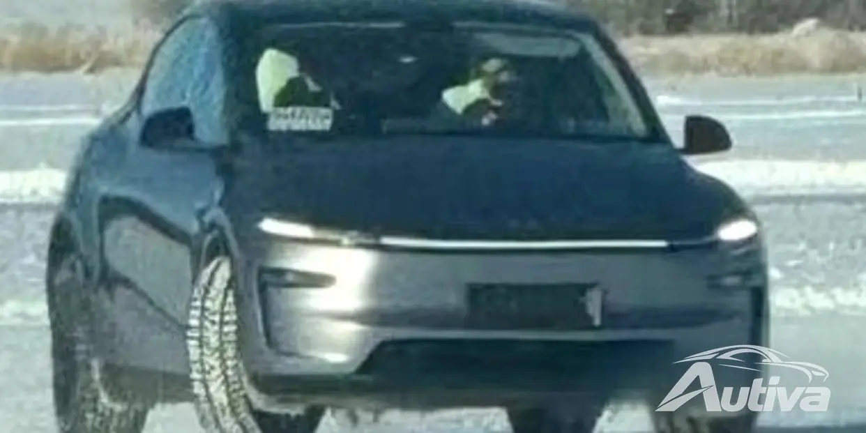 Tesla Model Y Juniper in voller Pracht enthüllt: Zero Camo