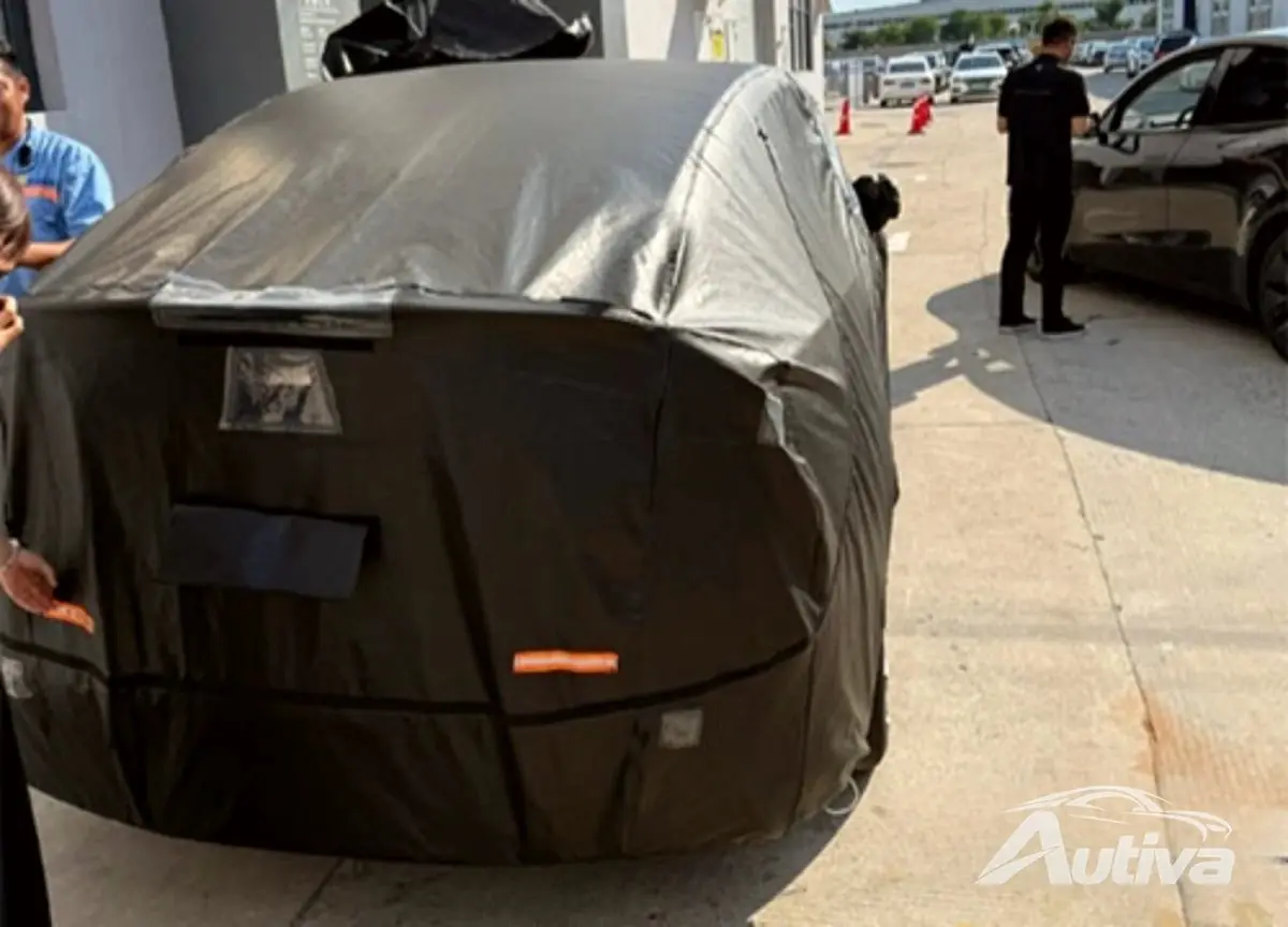 Tesla Model Y L er allerede på vei til utstillingslokaler Tesla Model Y L er allerede på vei til utstillingslokaler