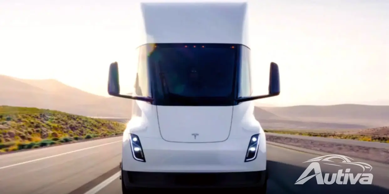 Tesla Semi Üretimi Başlıyor ve İlk Kamyonlar Aralık Ayında Yollara Çıkıyor