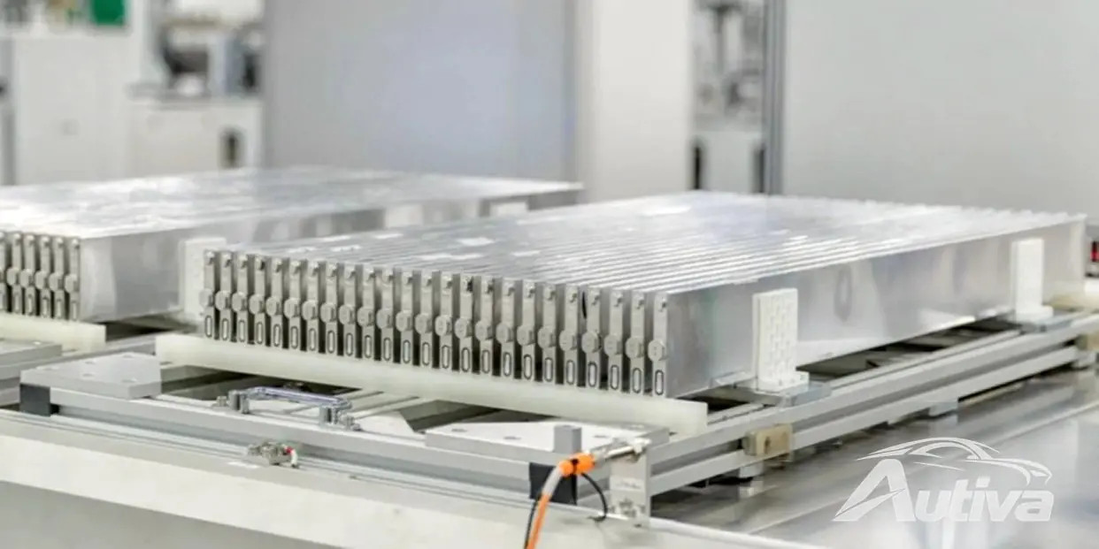 Tesla debutterà questo mese con le auto dotate di batterie a lama BYD