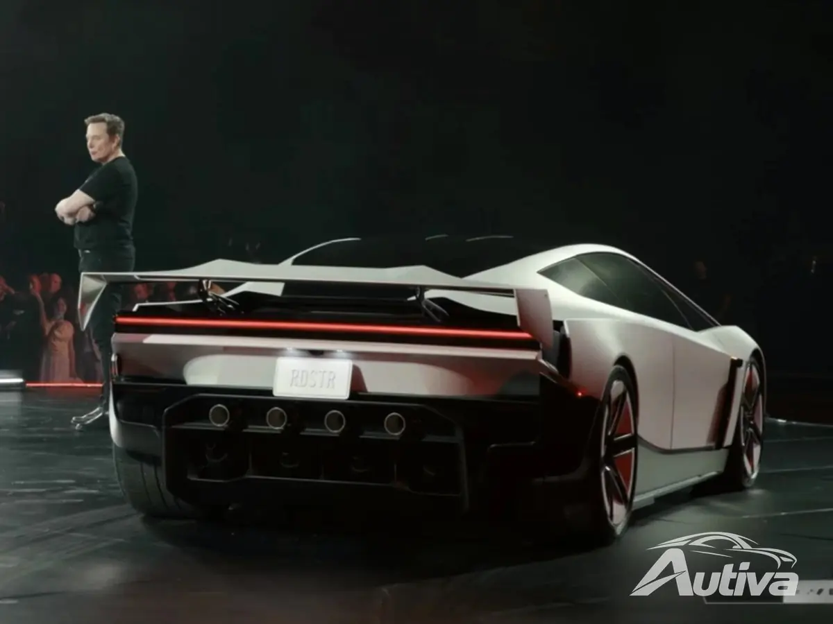 Le Roadster à essence froide de Tesla enfin dévoilé Le Roadster à essence froide de Tesla enfin dévoilé