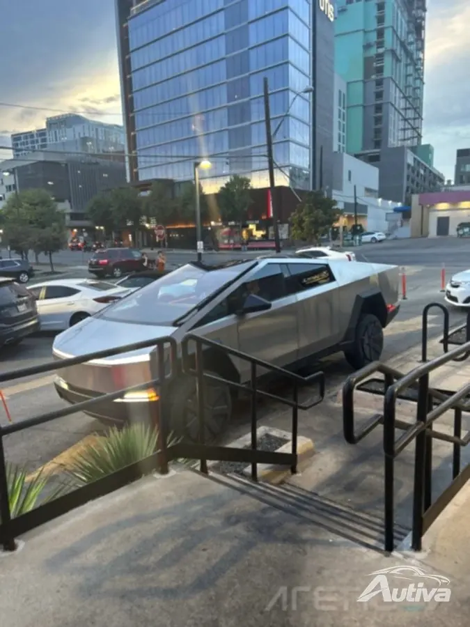 Tesla Cybertruck