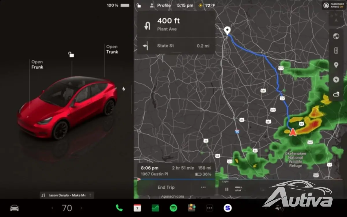テスラのホリデー アップデートは機能満載のそりを提供します テスラのホリデー アップデートは機能満載のそりを提供します