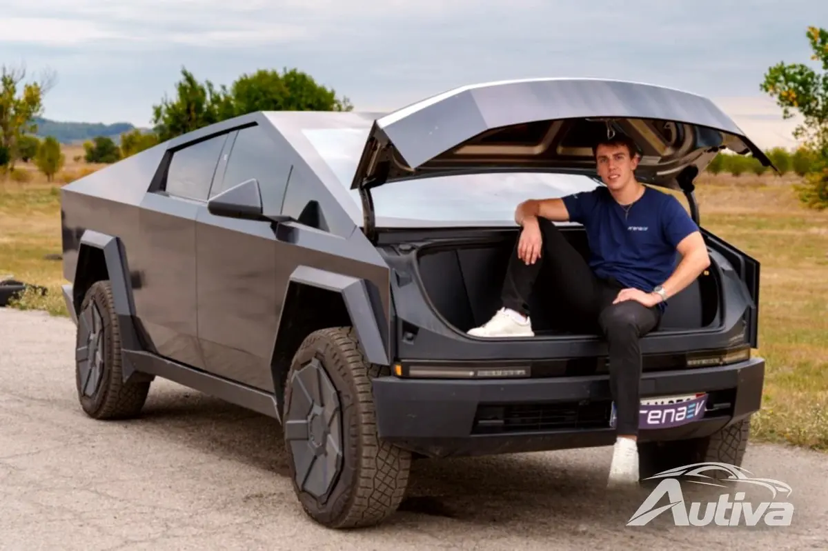 قيادة Tesla Cybertruck Cyberbeast في أوروبا: مراجعة موسعة قيادة Tesla Cybertruck Cyberbeast في أوروبا: مراجعة موسعة